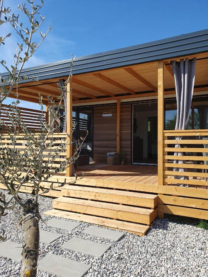 Mobile Homes Karlo & Dino Pula Exterior foto